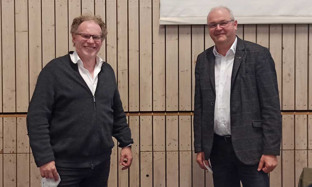 Herr Schäffler mit Bürgermeister Rudolf Fluck
